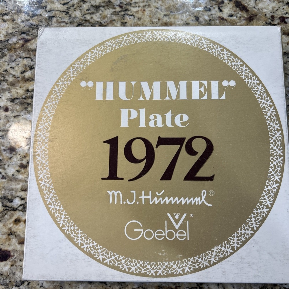 Hummel - Plate - 1972 - 7.5" - With Box!